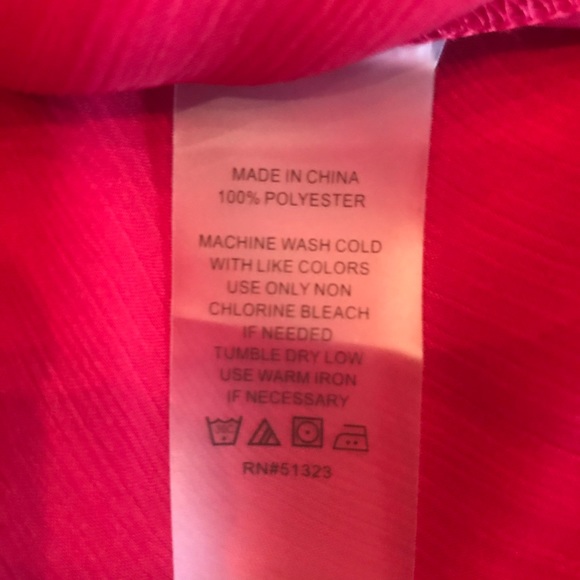 NWT Vince Camuto Off-Shoulder Blouse- Bell Sleeves - Picture 7 of 7